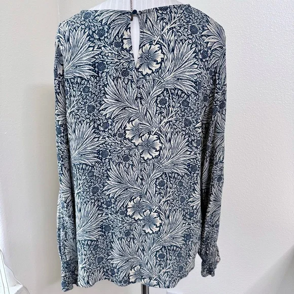 Morris & Co x H&M "Pimpernel" Floral Blouse Blue and Cream Size 10 - Picture 3 of 11